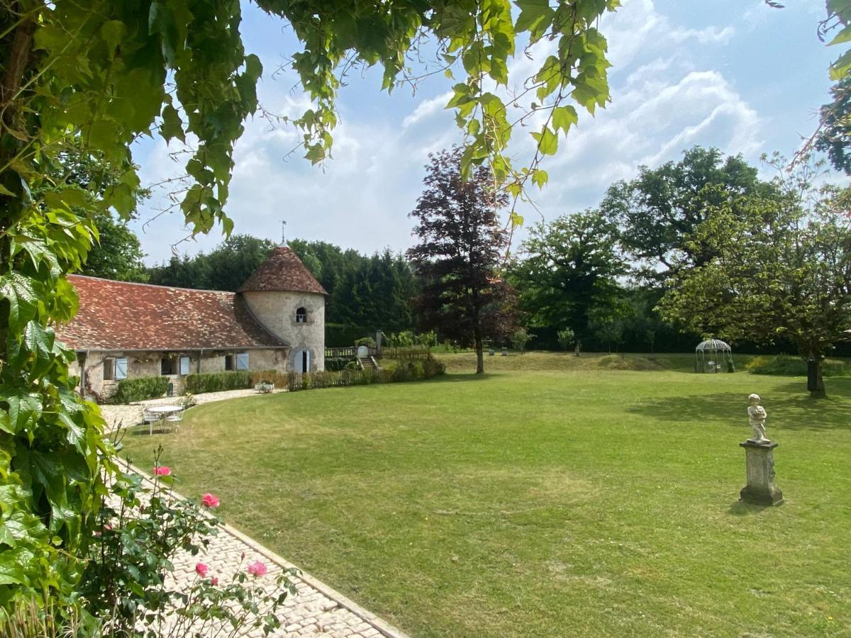 Le Colombier De Malpas Bed and Breakfast Quingey Εξωτερικό φωτογραφία