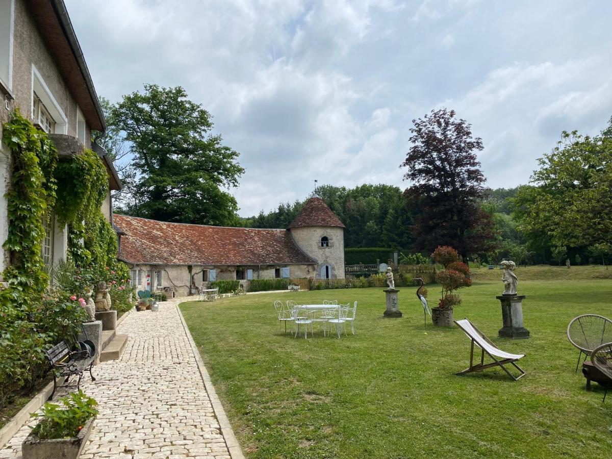 Le Colombier De Malpas Bed and Breakfast Quingey Εξωτερικό φωτογραφία