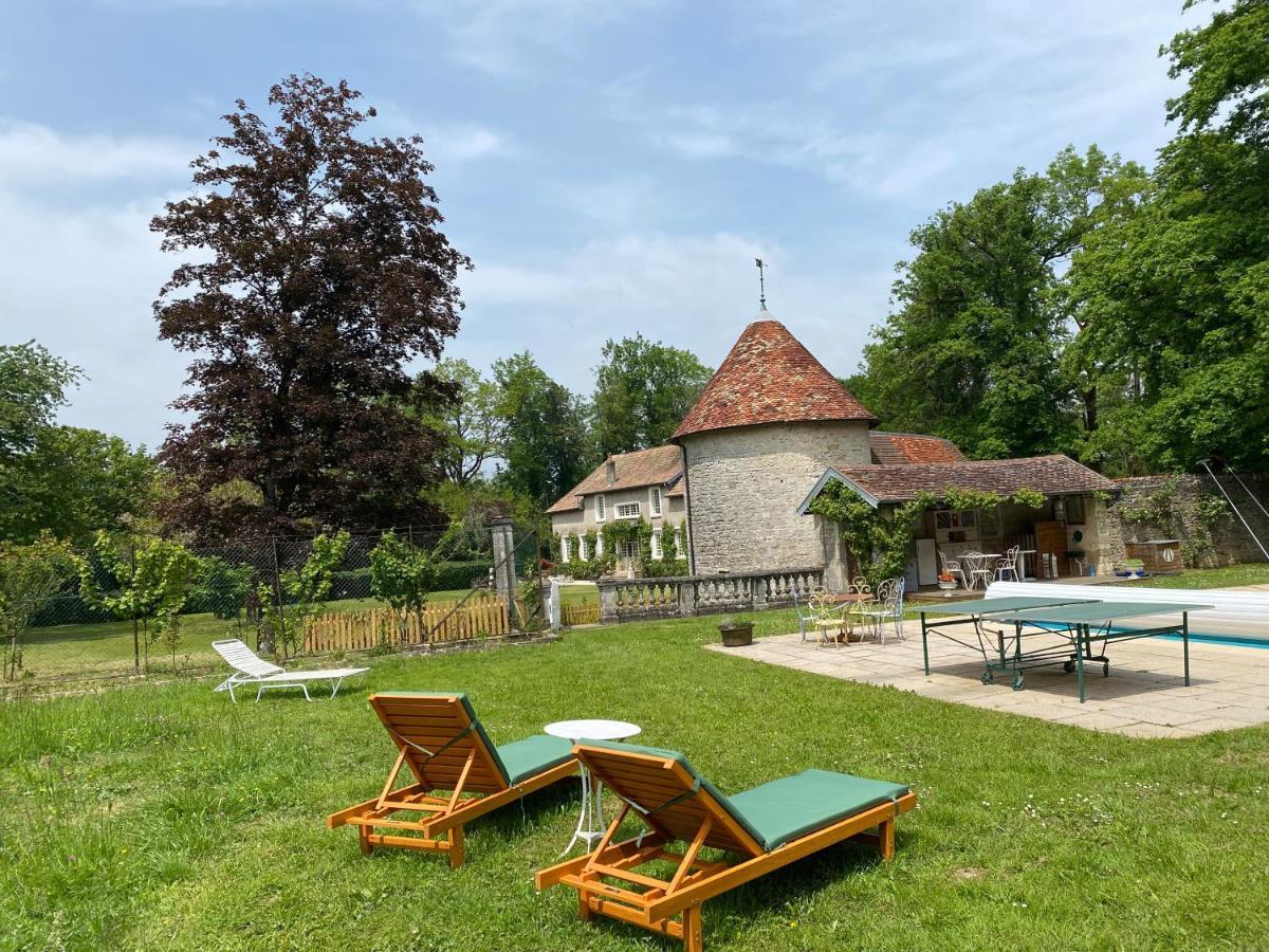 Le Colombier De Malpas Bed and Breakfast Quingey Εξωτερικό φωτογραφία