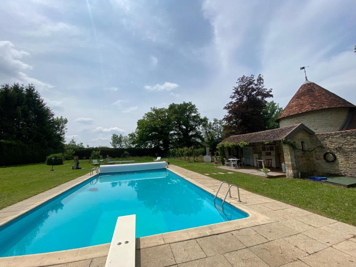 Le Colombier De Malpas Bed and Breakfast Quingey Εξωτερικό φωτογραφία