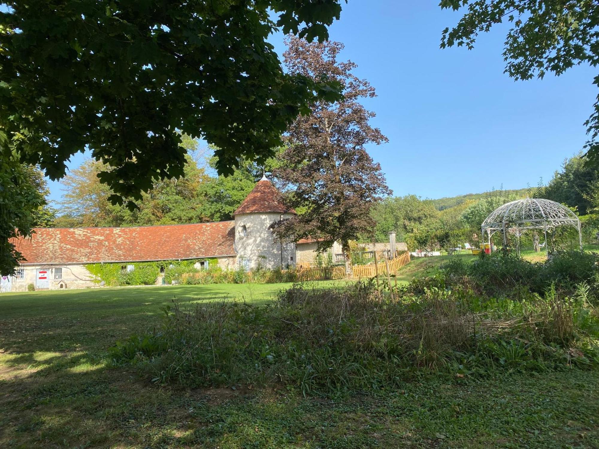 Le Colombier De Malpas Bed and Breakfast Quingey Εξωτερικό φωτογραφία