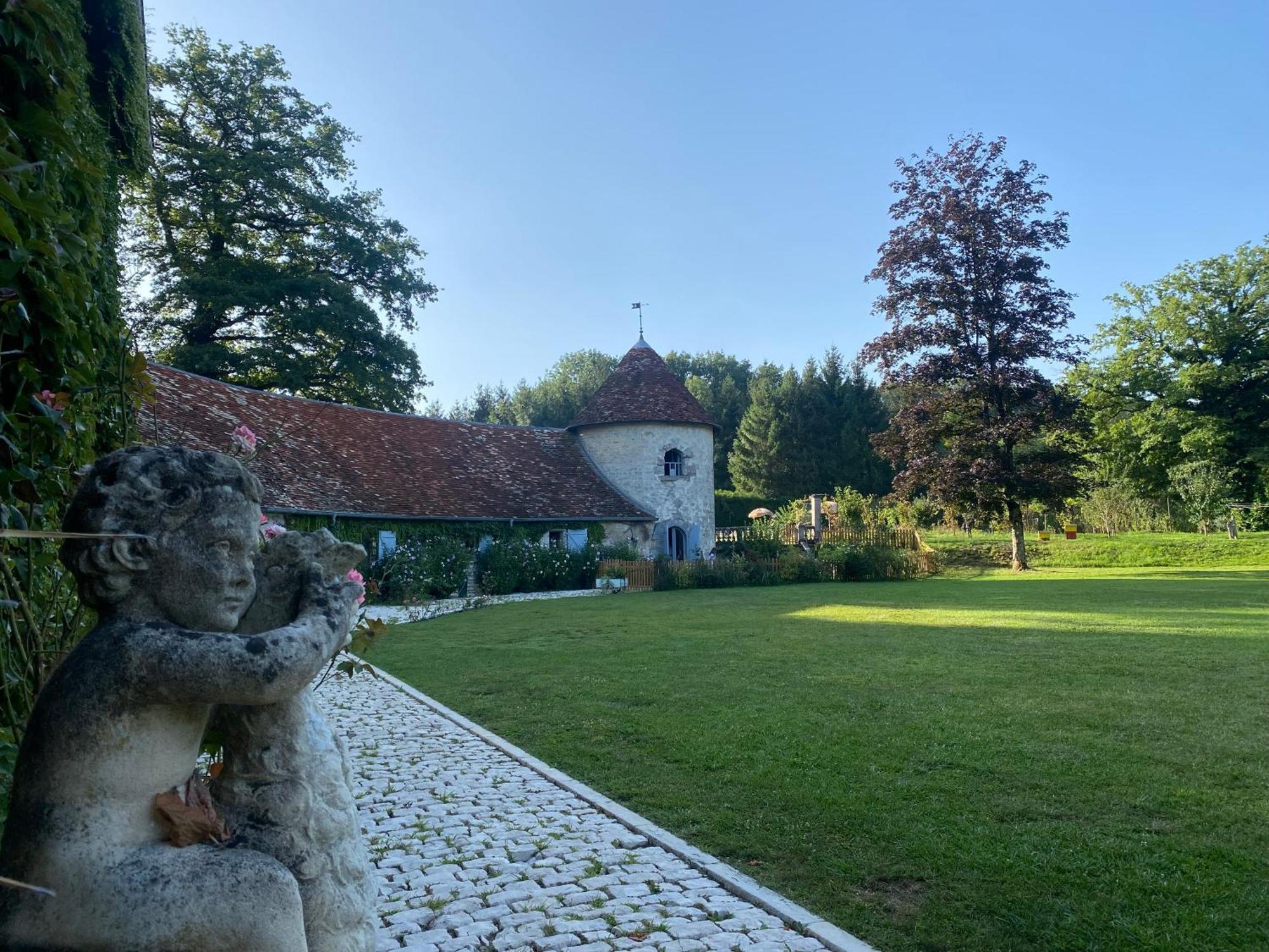 Le Colombier De Malpas Bed and Breakfast Quingey Εξωτερικό φωτογραφία