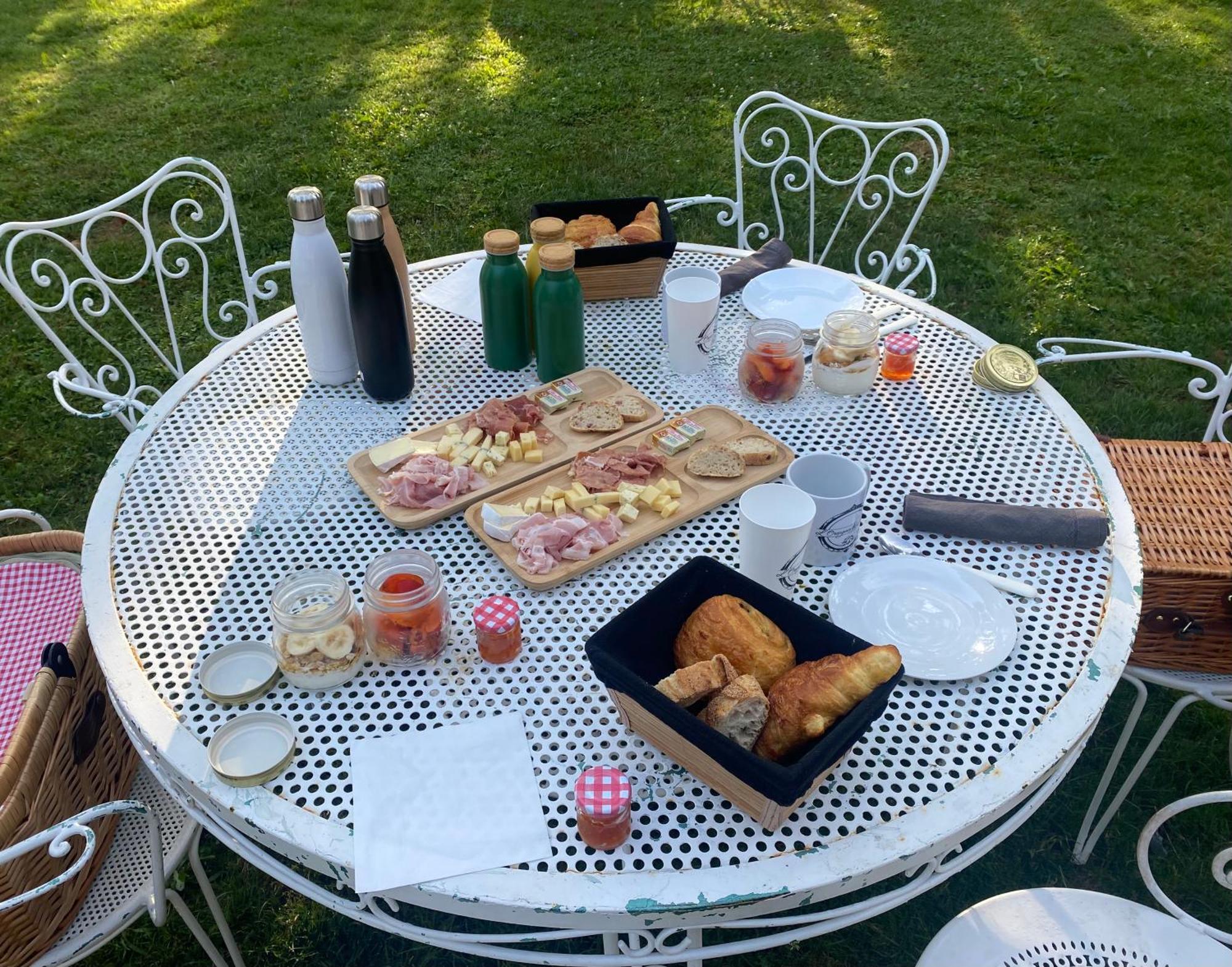 Le Colombier De Malpas Bed and Breakfast Quingey Εξωτερικό φωτογραφία