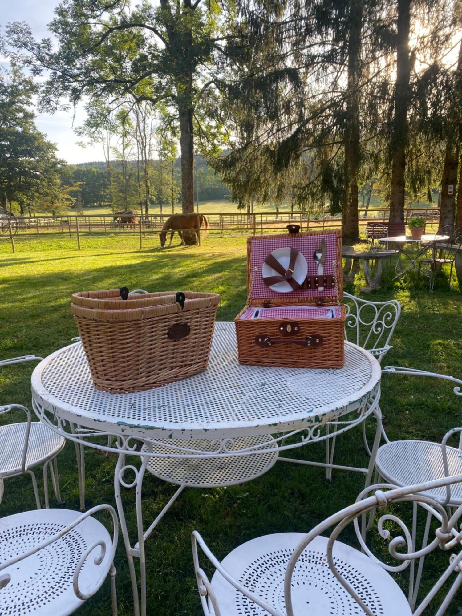 Le Colombier De Malpas Bed and Breakfast Quingey Εξωτερικό φωτογραφία